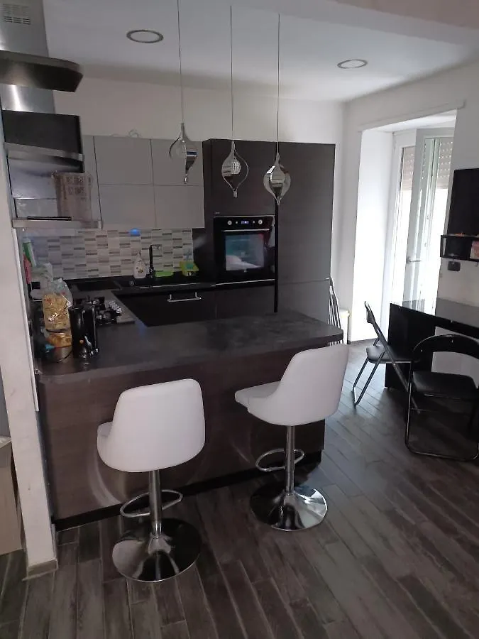 Nathan House,Teano Roma Italia